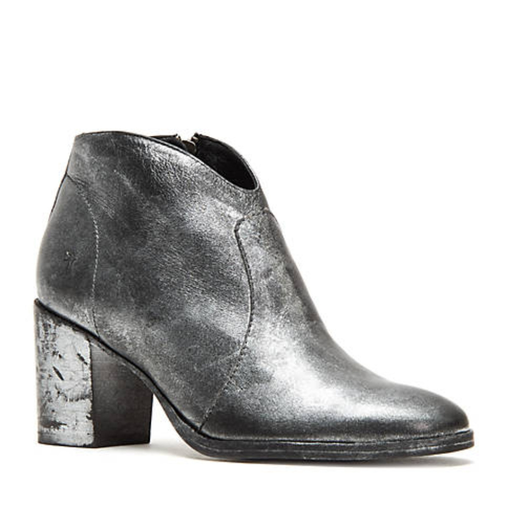 NWOB Frye Grey Metallic Ankle Boots Size 6